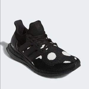 adidas UltraBOOST 5.0 DNA Black Reflective Dots